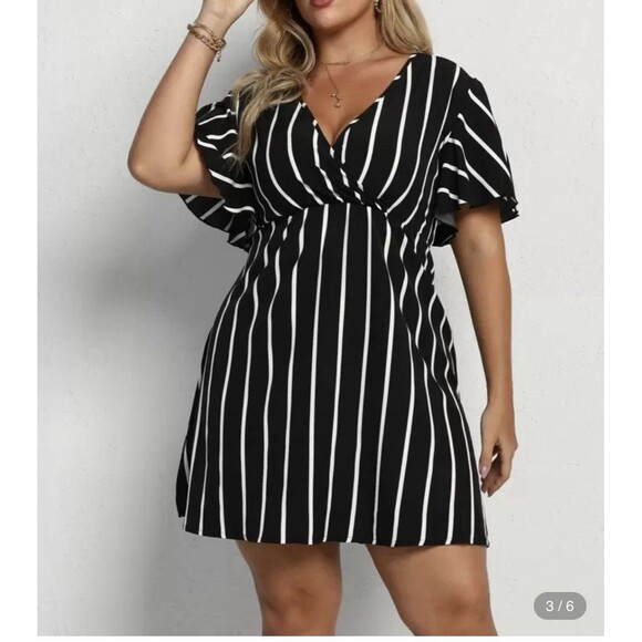 SHEIN Curve Women’s Mini Dress Stripes 1XL A Line Elastic Waist Pullover - Picture 1 of 12